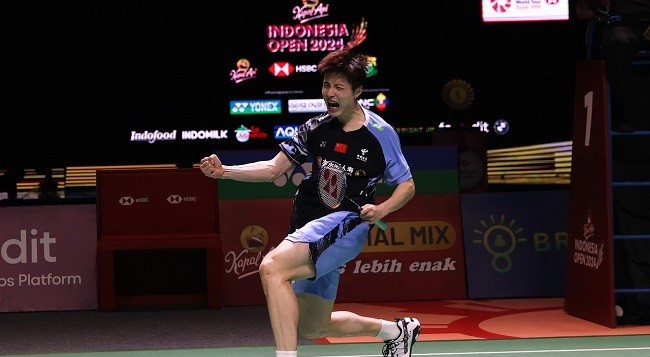 Shi Yu QI Hadapi Antonsen di Final Indonesia Open 2024