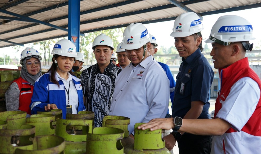 Ombudsman dan Pertamina Patra Niaga Kunjungi SPBE dan Pangkalan LPG 3 Kg di DIY