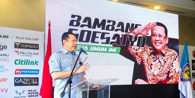Bamsoet Apresiasi Gelaran Indonesia Automotive Friendship Golf Gathering Pecahkan Rekor Muri dan Penandatanganan MOU IMI dan Wuling