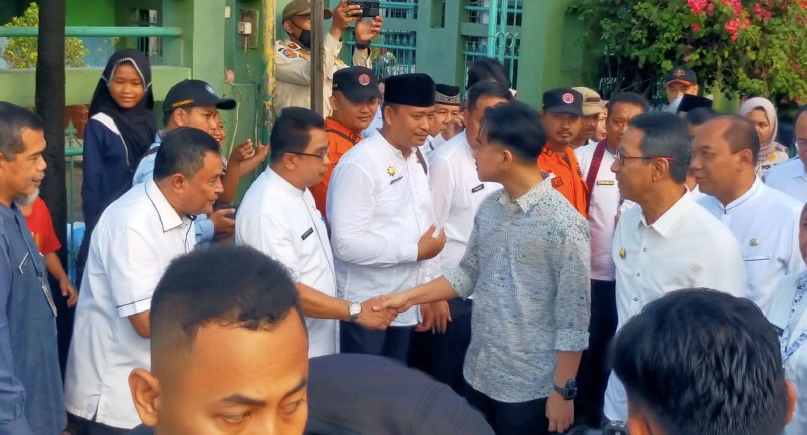 Dampingi Heru Budi Kunjungan ke Kali Semongol, Gibran: Ga Ada Agenda Apa-apa
