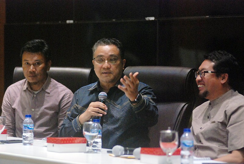 Dialektika Demokrasi Dengan Tema “Mencari Solusi Menuju PPDB yang Transparan dan Efektif”