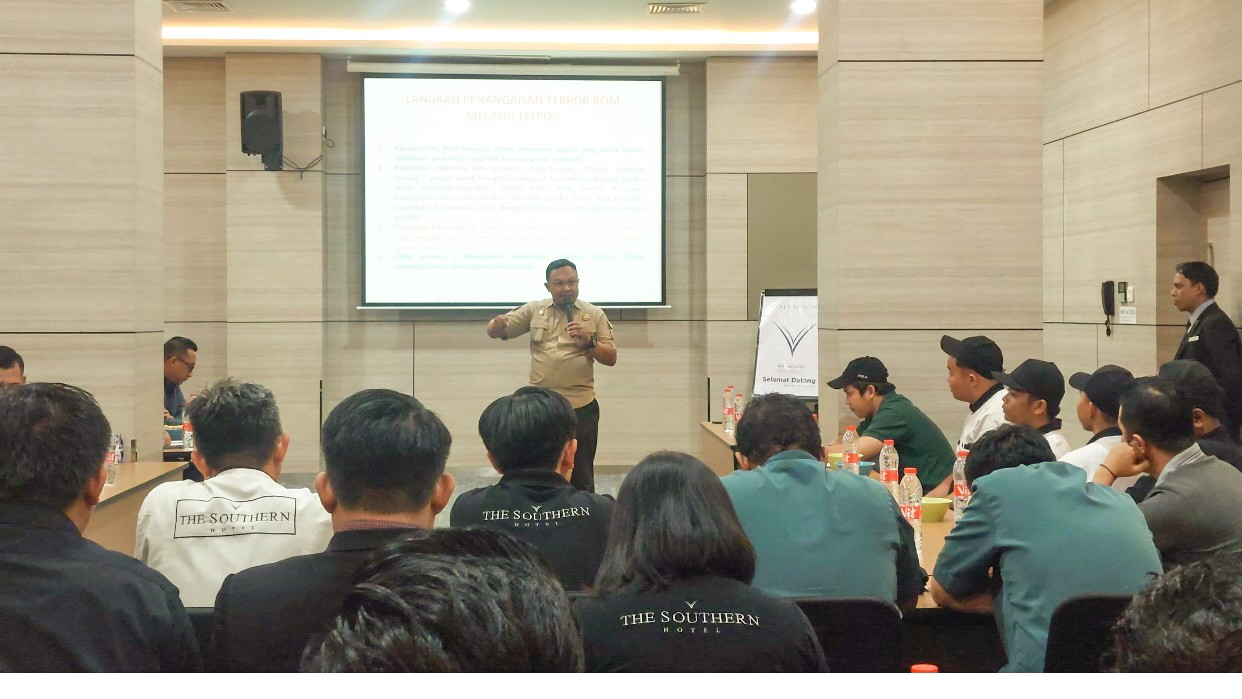 Siaga Ancaman Bom, Pelatihan Keamanan The Southern Hotel Datangkan Langsung Personel KP3