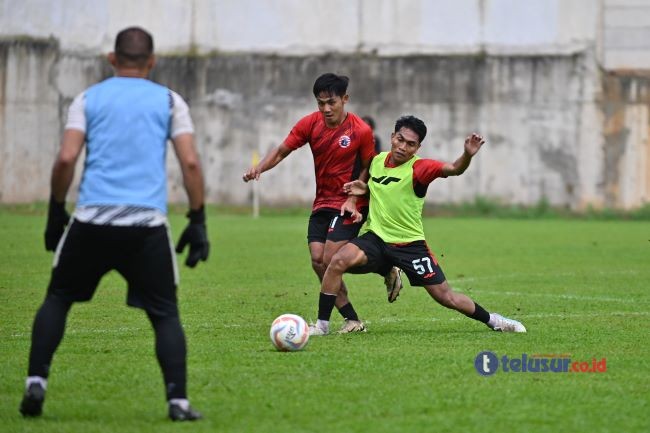 Jelang Liga 1 2024/2025, Persija Lepas Frengky Misa dan Pinjamkann Sandi Samosir