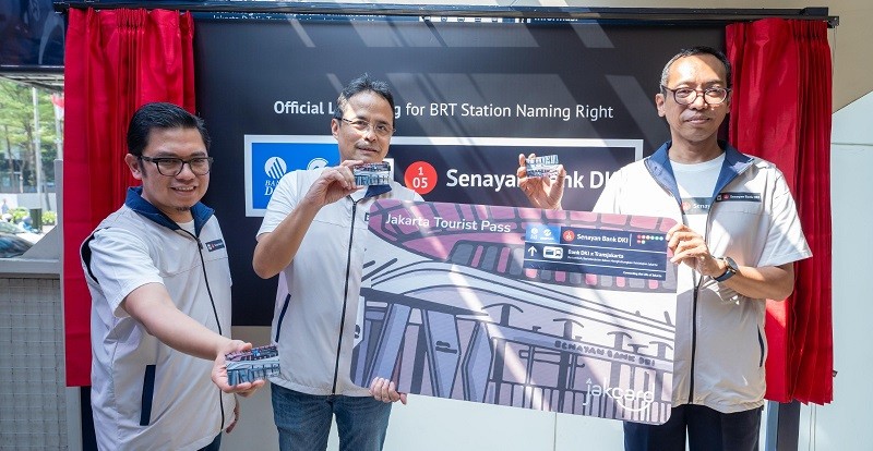 Jalin Kerja Sama, Bank DKI dan TransJakarta Resmikan Penamaan Halte Transjakarta Senayan Bank DKI