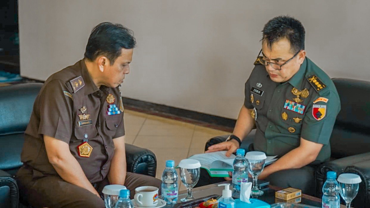 Direktur Eksekusi Jampidmil Courtesy Call ke Pimpinan Korem 084/Bhaskara Jaya