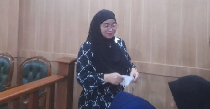 Saksi Mengaku Diminta Bawakan Wanita Cantik ke Hotel untuk Mantan Gubernur Malut