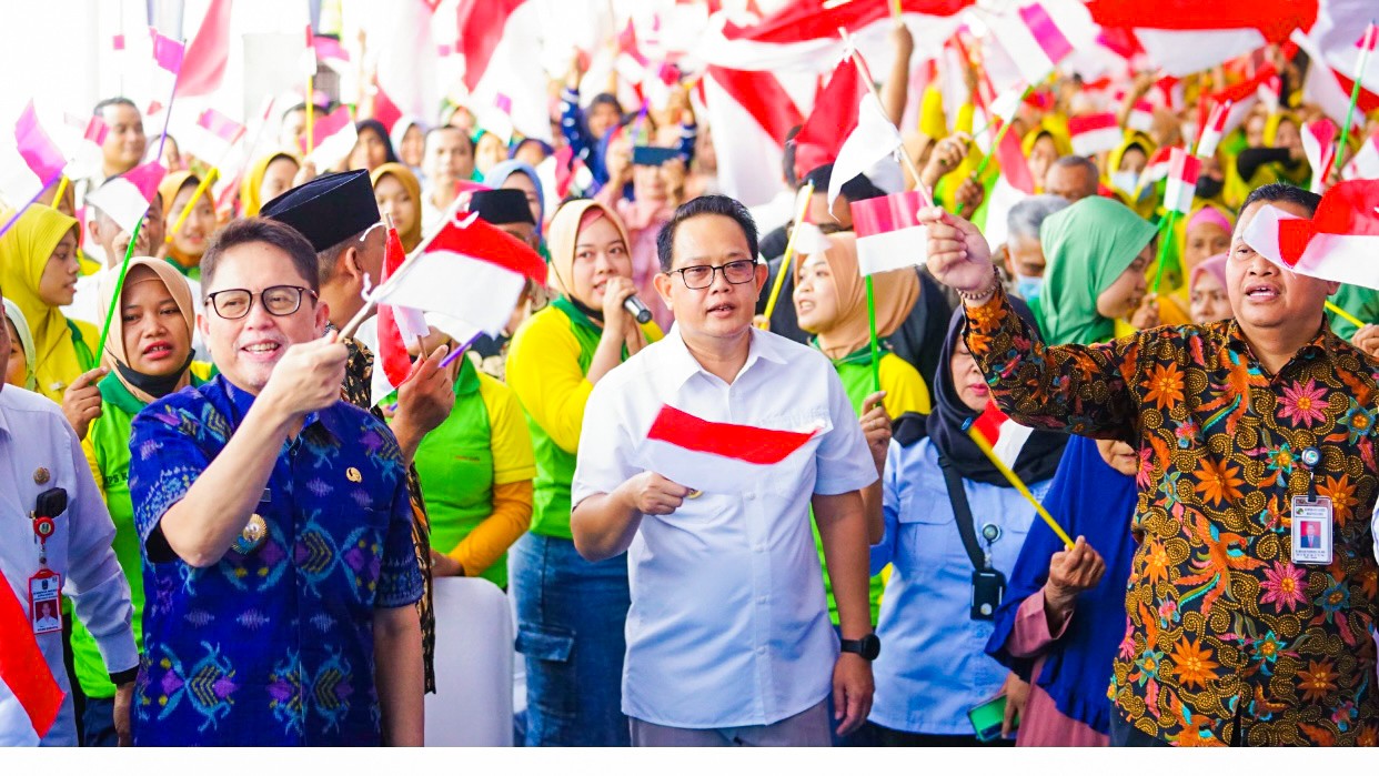 393 Buruh Pabrik Bojonegoro Dapat BLT DBHCHT, Adhy: Upaya Tingkatkan Kesejahteraan Masyarakat