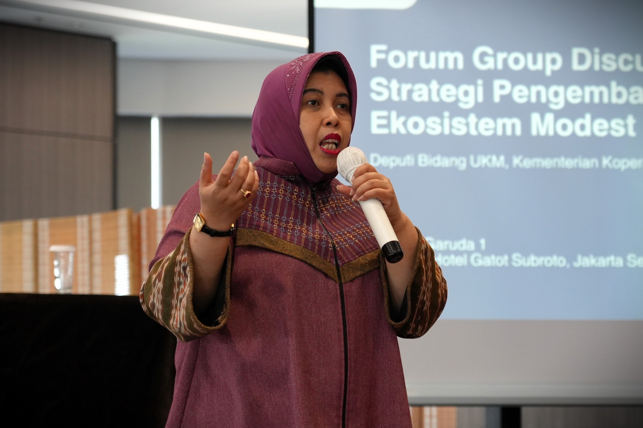 Kolaborasi Seluruh Stakeholder Diyakini Bisa Jadikan Indonesia Pusat Modest Fesyen Dunia