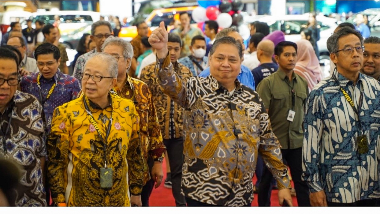 Menteri Koordinator Bidang Perekonomian RI Kunjungi GIIAS 2024