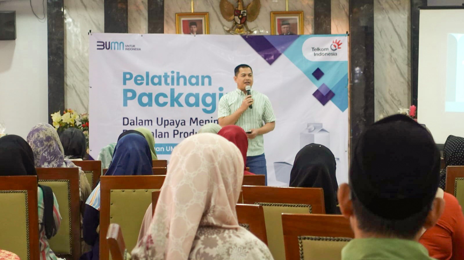 Tingkatkan Kualitas UMKM, Tommy Kurniawan Bersama Telkom Gelar Pelatihan Packaging Produk
