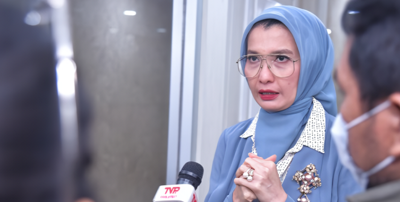 Arzeti Minta Pemerintah Tinjau Ulang Aturan Penyediaan Alat Kontrasepsi Bagi Siswa dan Remaja