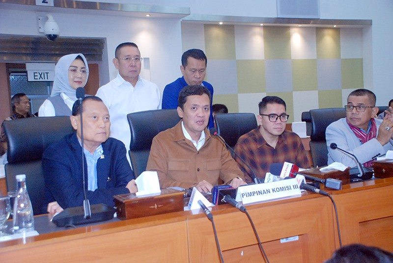  Kuasa Hukum Fuad Bawazier Sri Melyani Mengadu Ke Komisi III DPR RI