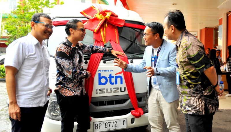 BTN Serahkan Bantuan Kesehatan di Batam