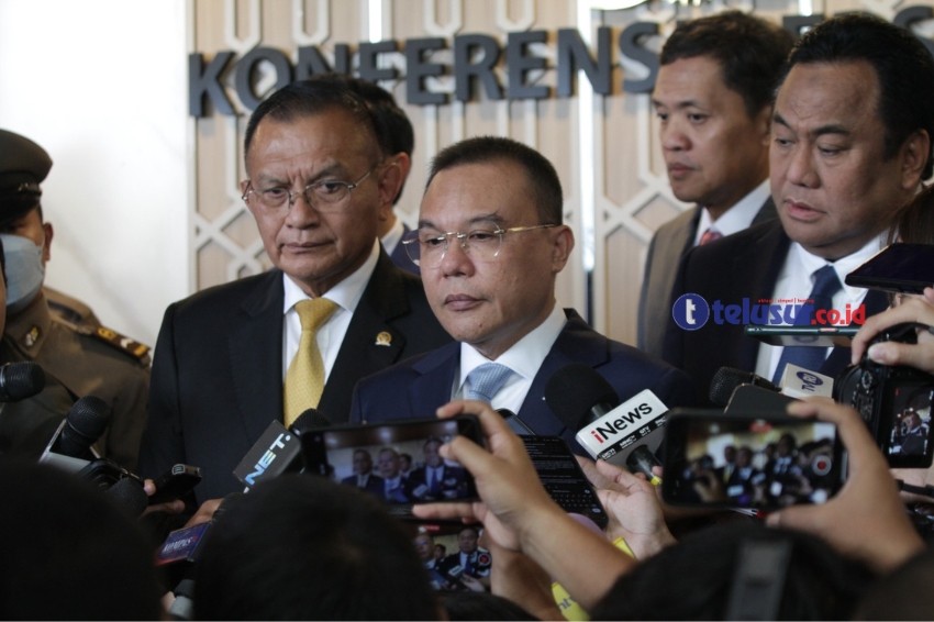 DPR RI Tunda Rapat Paripurna Pengesahan RUU Pilkada