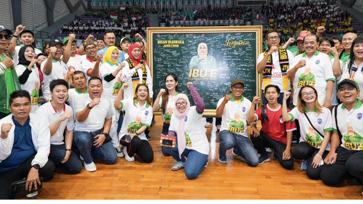 Berhasil Sulap Jatim jadi Gudangnya Atlet Nasional, Khofifah Dinobatkan sebagai ‘Ibu’e Olahraga Jawa Timur’