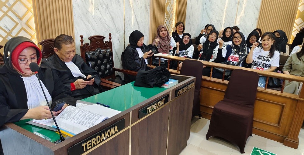 Kasus Anak Pidanakan Orang Tua, Warga Berikan Dukungan Moril dengan Hadiri Persidangan