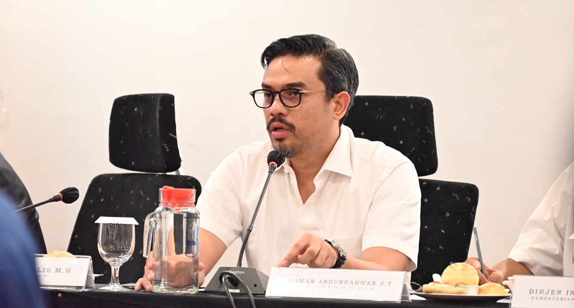 Komisi VII Dorong DPR Periode Selanjutnya Bentuk Pansus Atasi Peremajaan Kebun Sawit