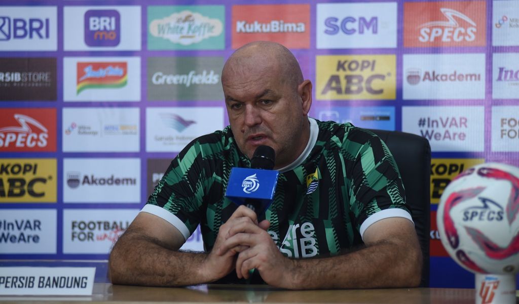 Pelatih Persib Harap Dukungan Lebih Bobotoh Untuk Kalahkan Persija