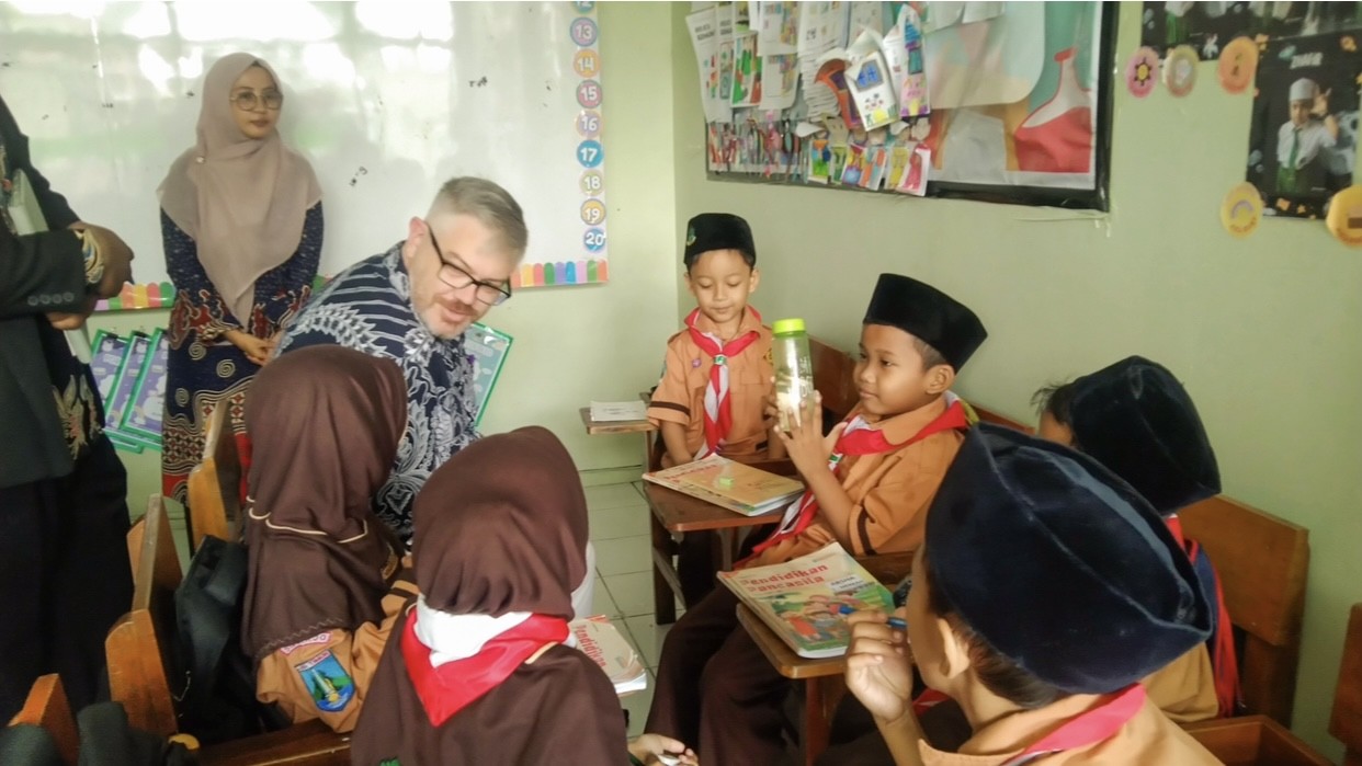 Lewat IKM Madrasah, MIS Progresif Bumi Shalawat Bekali Siswa dengan Keterampilan Abad 21