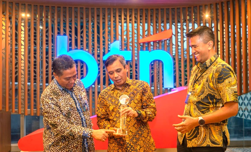 Sabet Annual Report Award (ARA) 2023 BTN Naik Kelas