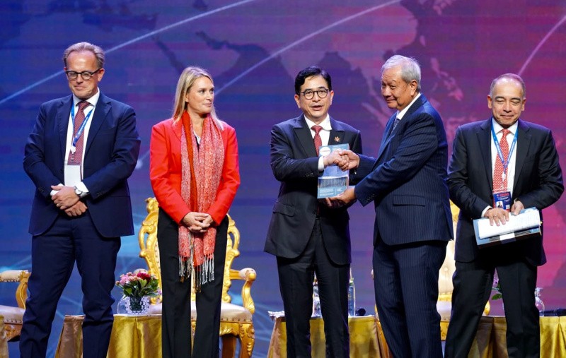 Forum ASEAN Business and Investment Summit (ABIS)