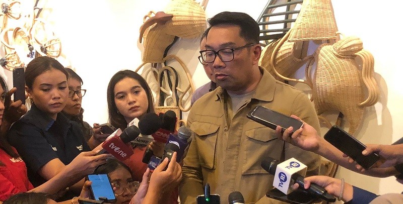 Tambah Dana Kampanye, Ridwan Kamil Jual Lukisan Karyanya Sendiri 