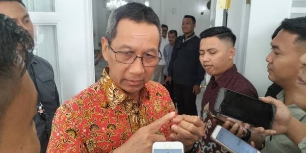 Pembangunan LRT Fase 1 B Capai 31 Persen, Heru Budi: Waktunya Melenihi Target