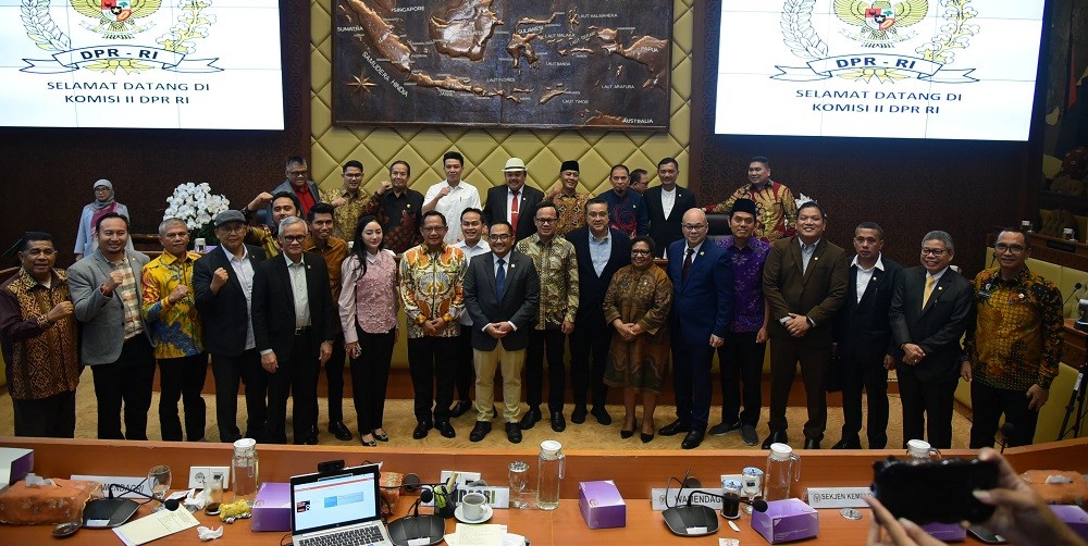 Komisi II DPR Bakal Selesaikan RUU Kabupaten/Kota