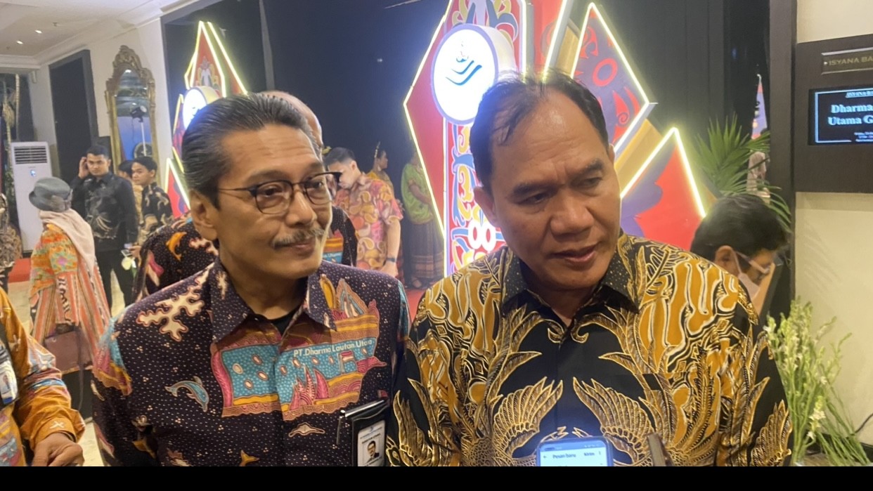 Malam Anugerah Prestasi 2024, DLU Lancarkan Arus Distribusi Logistik ke IKN
