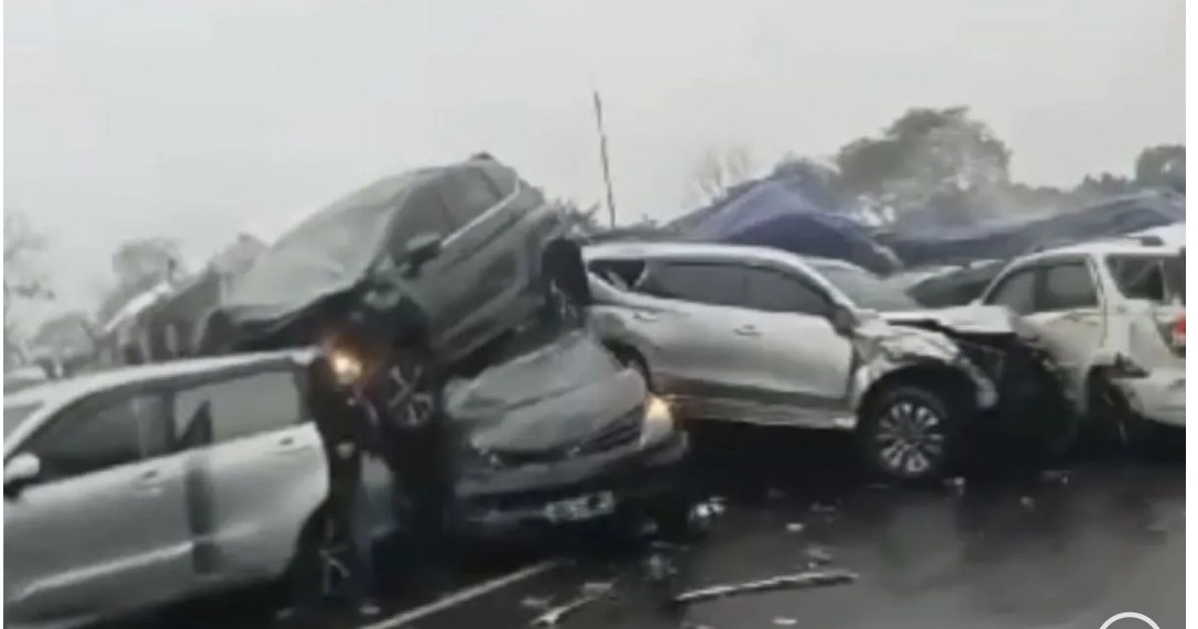 Kecelakaan Beruntun di Tol Purbaleunyi KM 92, Diduga Disebabkan  Truk Alami Rem Blong