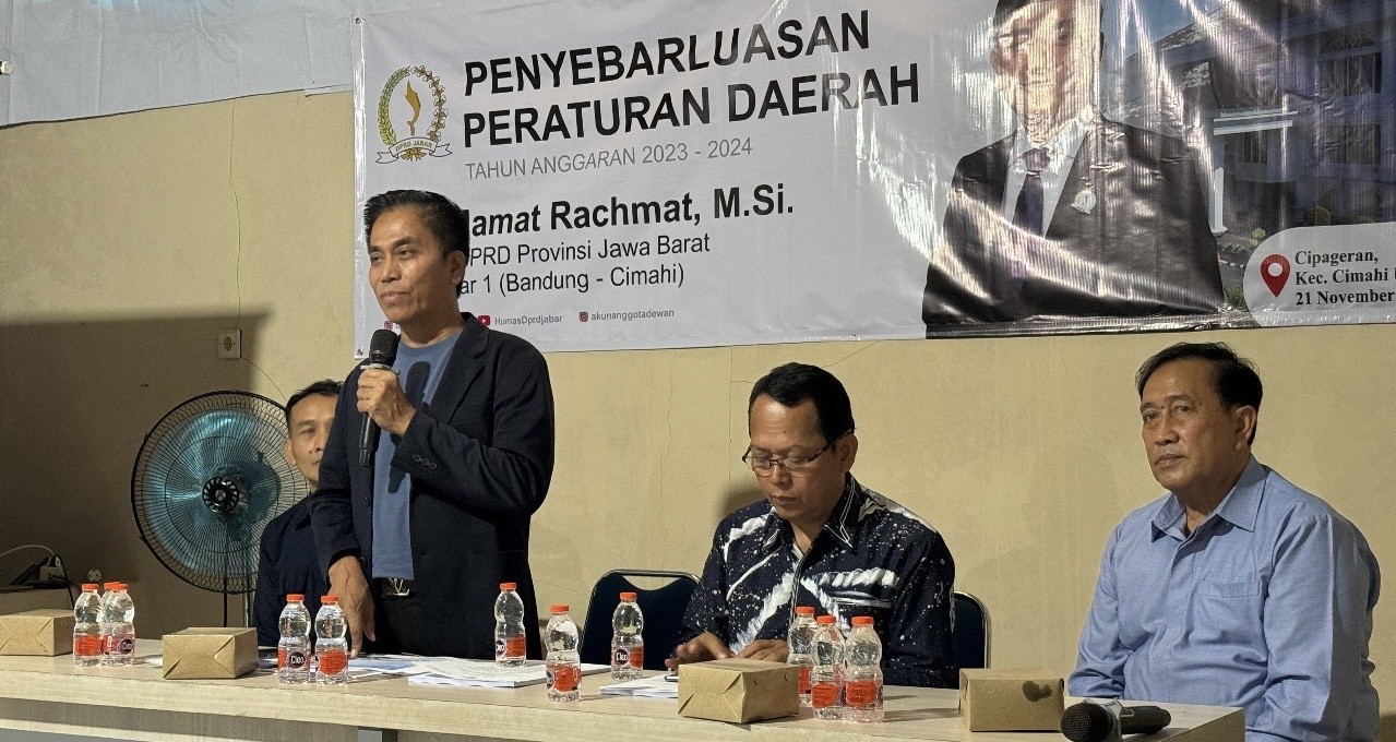 Anggota DPRD Jabar Sosialisasikan Perda Pengelolaan Sampah Di Cimahi