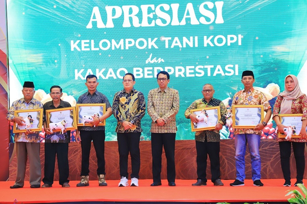 Luncurkan Program GEMA, Pj. Gubernur Adhy Dorong Lahirnya Inovasi Pengembangan Tembakau, Kopi, dan Kakao Jatim