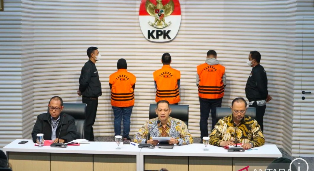 KPK Tetapkan Pj Wali Kota Pekanbaru dan Dua Pejabat Lain sebagai Tersangka Korupsi
