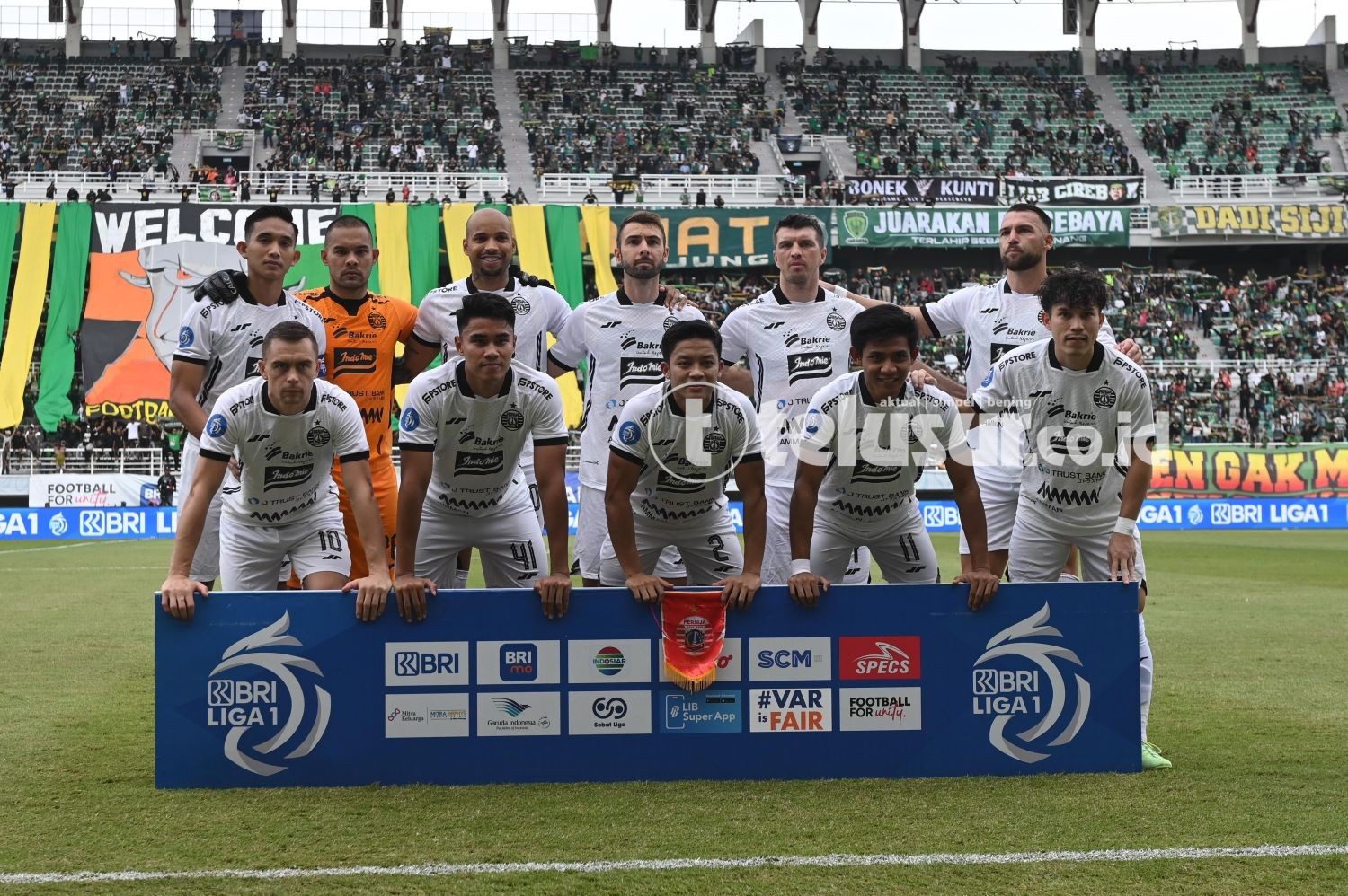 Persija Bawa Pulang Tiga Poin dari Markas Semen Padang FC