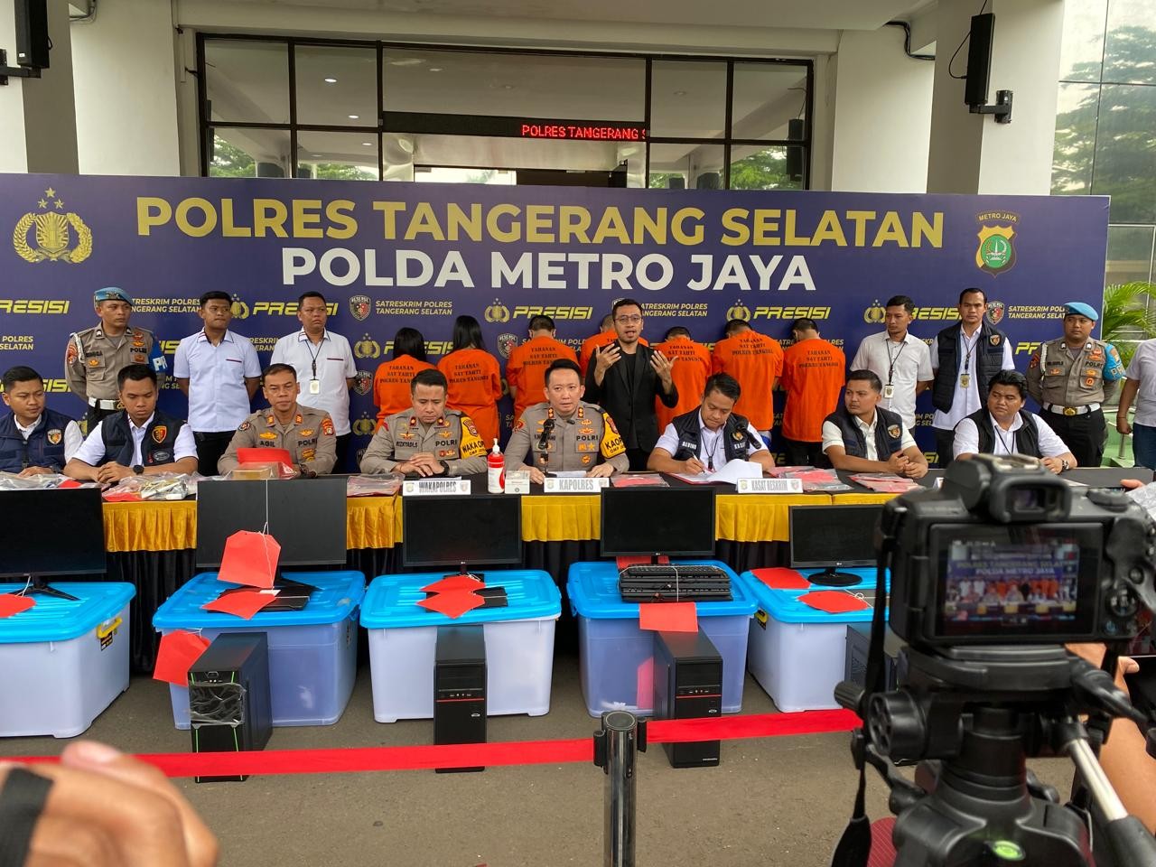 Ungkap Judol Jaringan Internasional, Polres Tangsel Amankan Dua Perempuan 