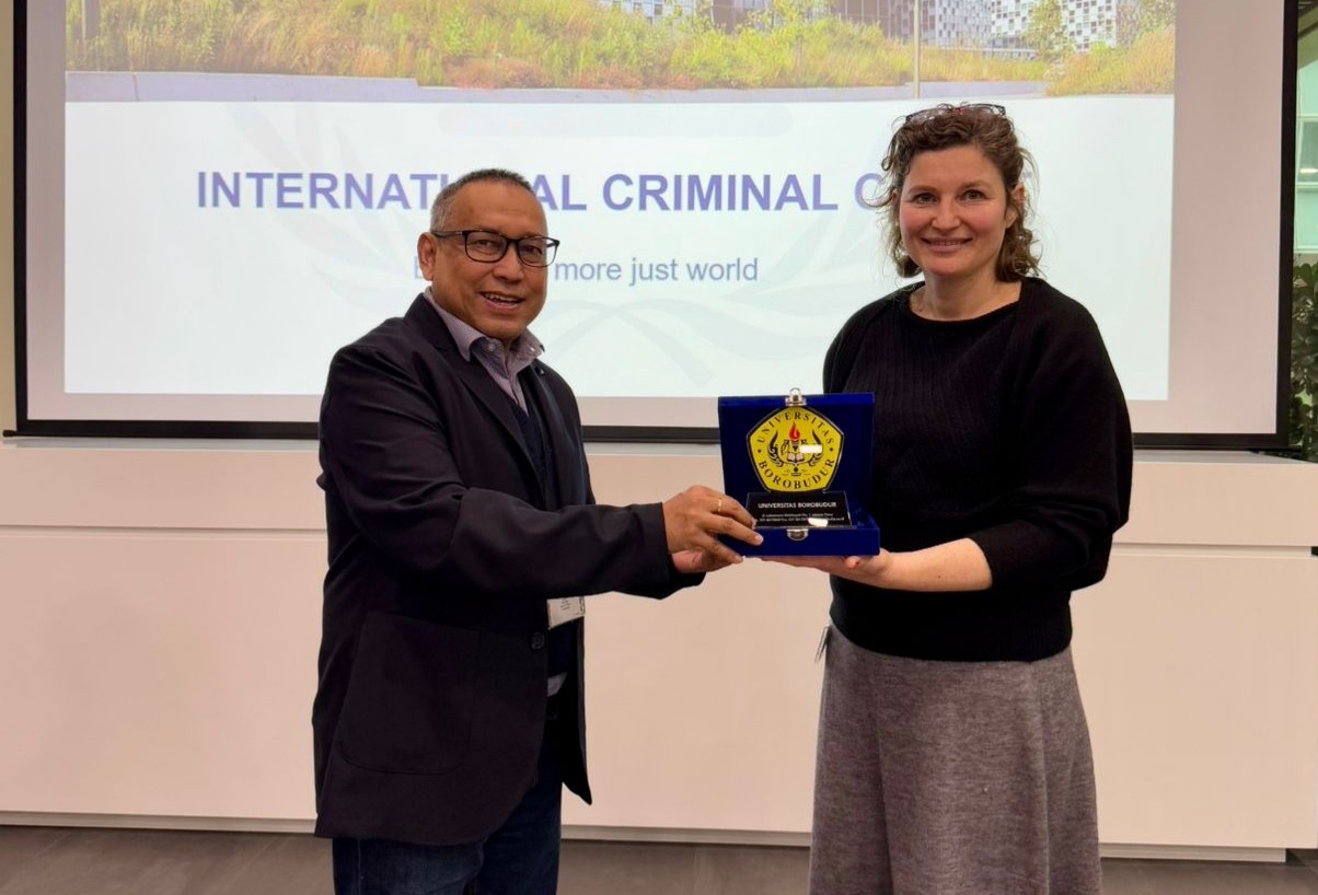 Mahasiswa Doktor Ilmu Hukum Universitas Borobudur Lecturing di International Criminal Court (ICC) Den Haag Belanda