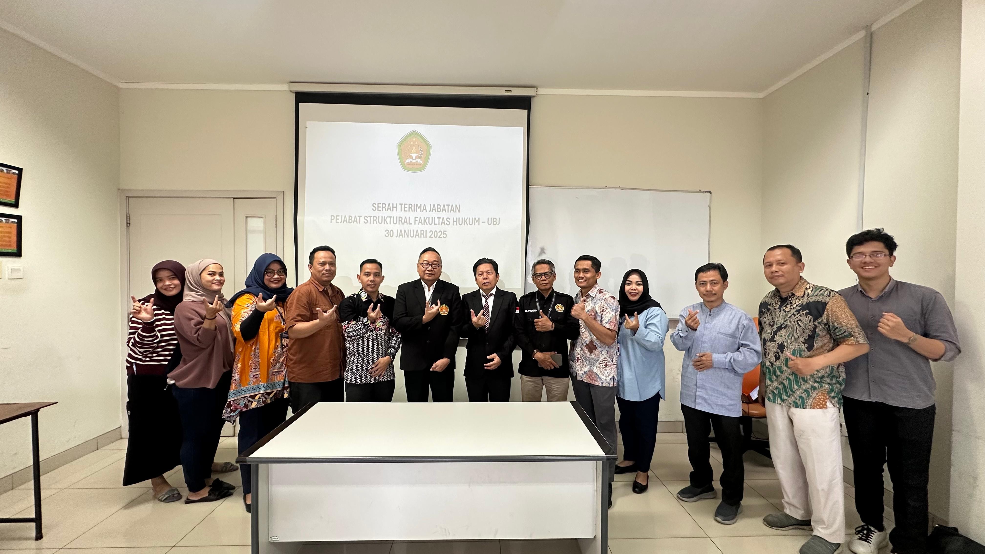 Pergantian Pejabat Struktural FH Ubhara Jaya,  Dekan Prof Laksanto : Tetap Kerja Keras Soliditas Sinergitas