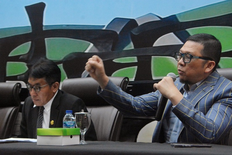 Diskusi Forum Legislasi DPR
