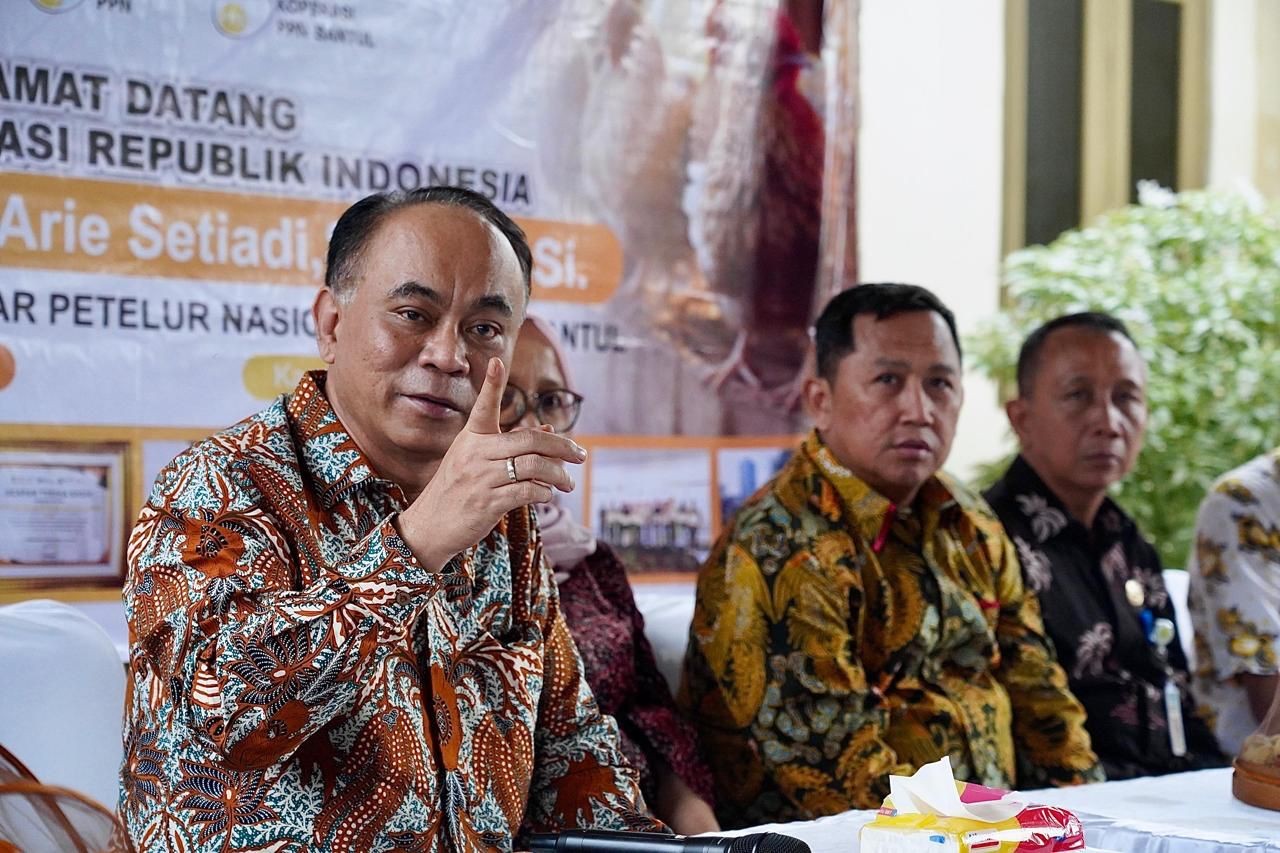 Menkop: Kerja Sama Pemerintah dan Koperasi Bantu Stabilkan Pakan Ternak Jelang Ramadan