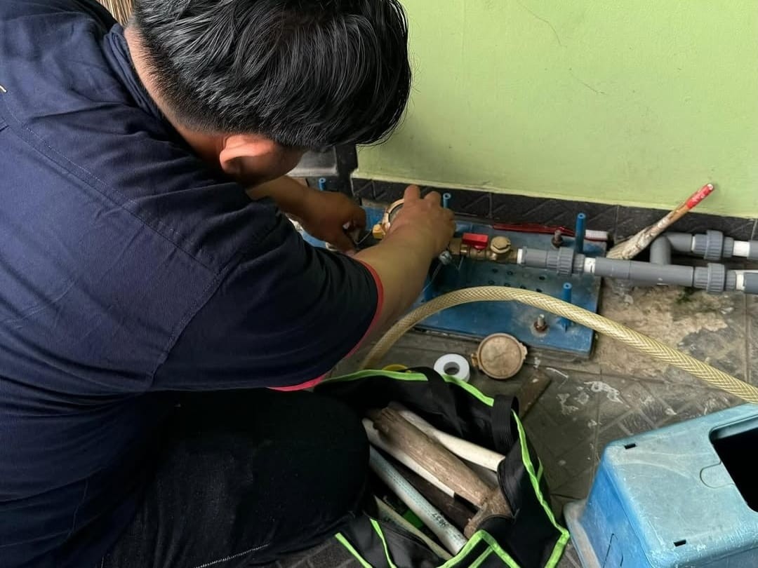 40 Tahun Menanti, Kini Warga Bambu Kuning Dapat Air Minum Perpipaan