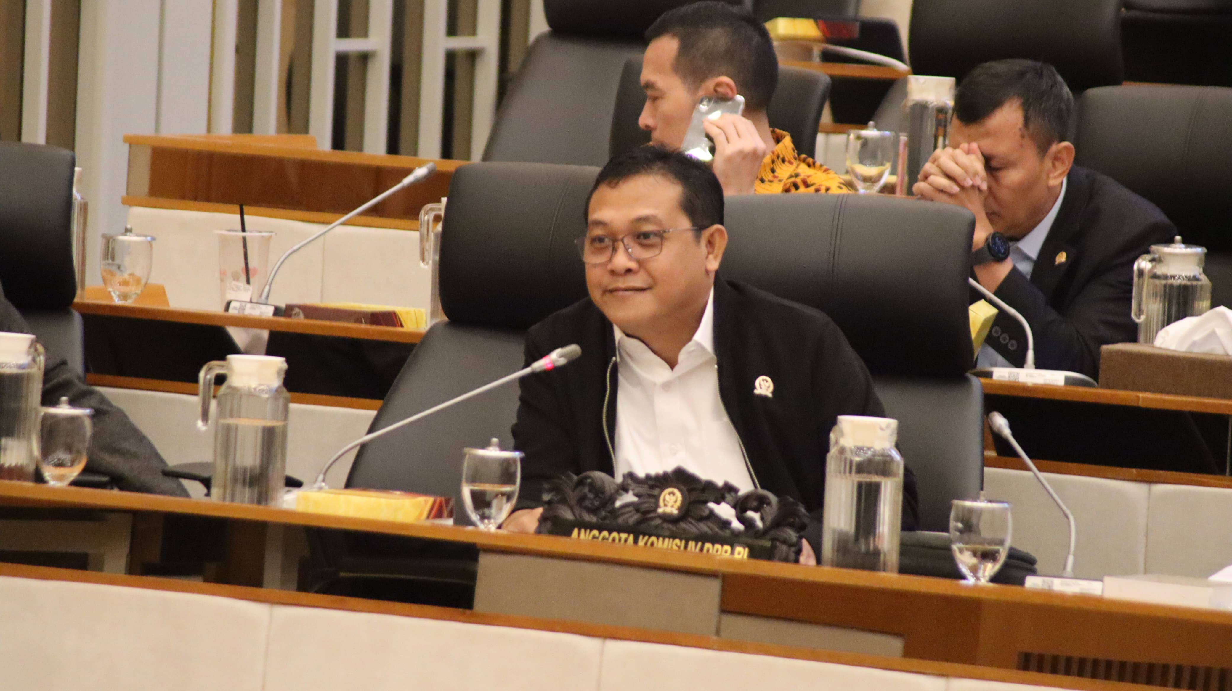 Sonny Danaparamita Desak Menteri Trenggono Segera Klarifikasi Soal 'Kades Kohod Siap Bayar Rp 48M'