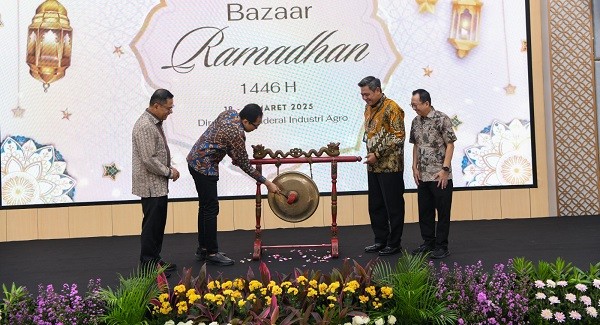 Pemerintah Industri Pasok Kebutuhan Bahan Pokok Masyarakat