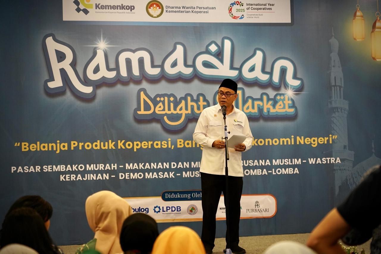 Kemenkop dan DWP Gelar Bazar Ramadan Guna Kerek Produk Koperasi