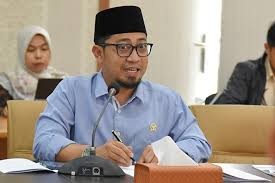 Ormas Minta THR, Muhammad Khozin Dorong Pemerintah Tindak Tegas   