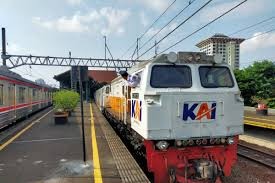 Hampir 18 Ribu Pelanggan Berangkat gunakan Kereta Api dari wilayah Daop 2 Bandung