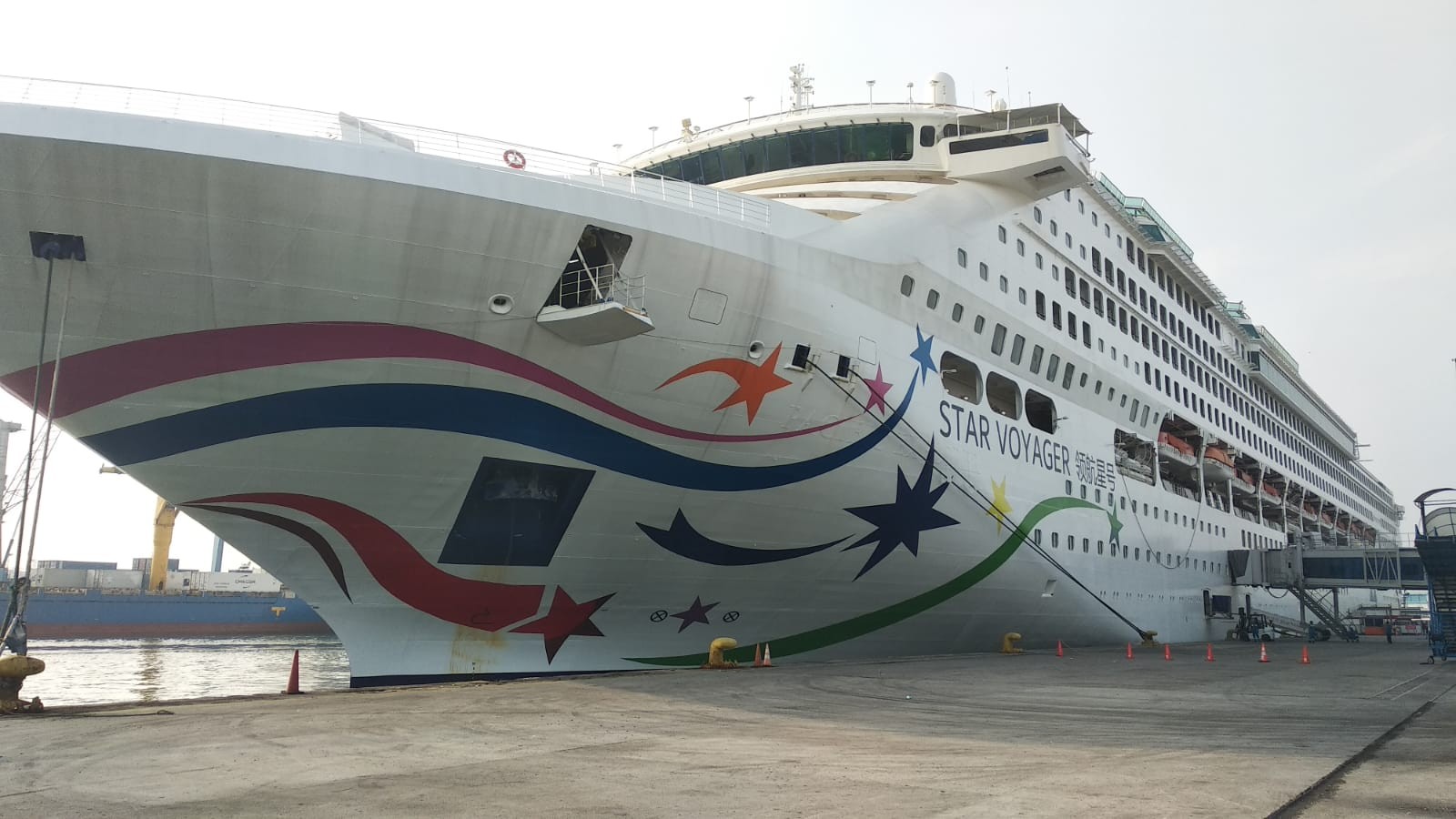 Polisi Amankan Kapal Pesiar Mewah MS. Star Voyager yang Sandar di Tanjung Priok 
