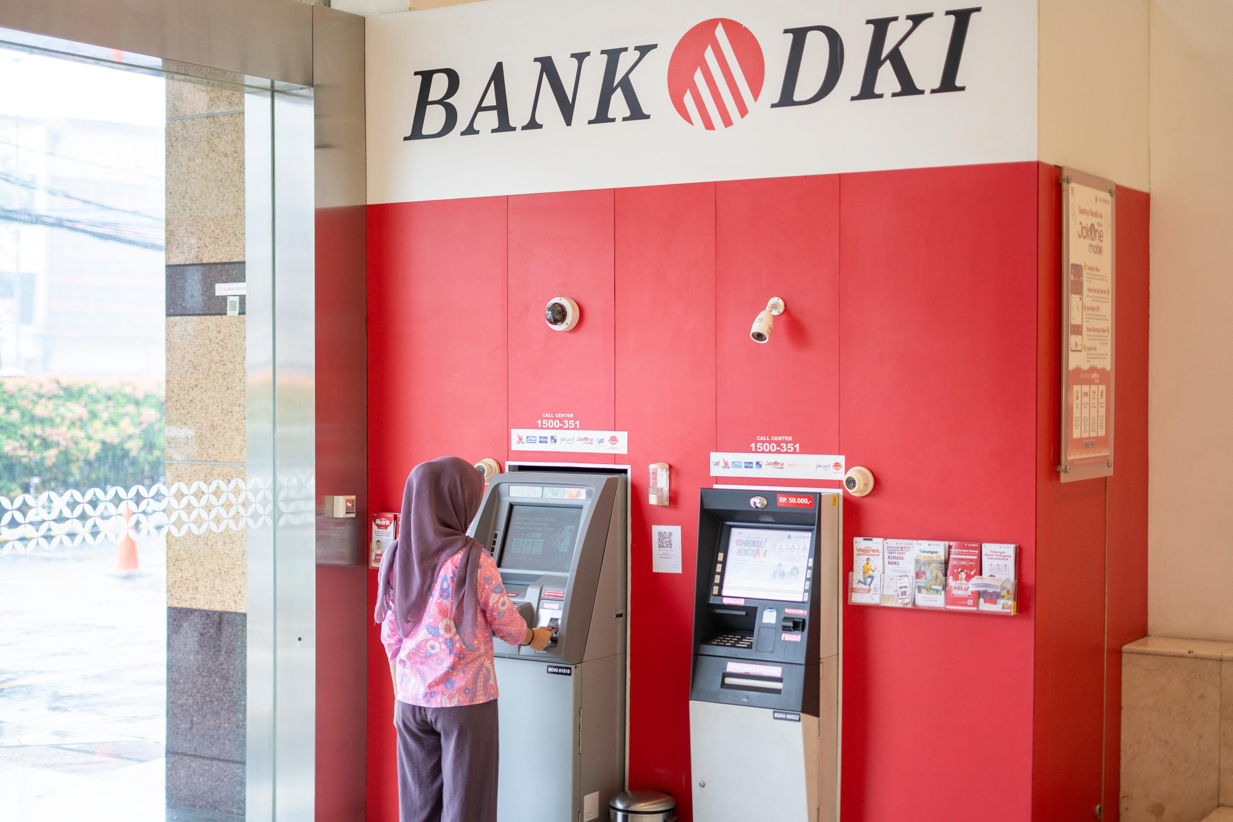 Bank DKI Tulang Punggung Bansos Jakarta, Warga Diminta Tak Terprovokasi Isu Pengosongan Rekening