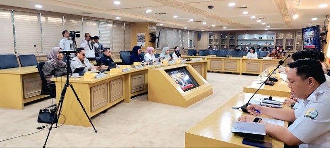 Senator Agita Prihatin Lemahnya Penegakkan Aturan Penanganan Sampah