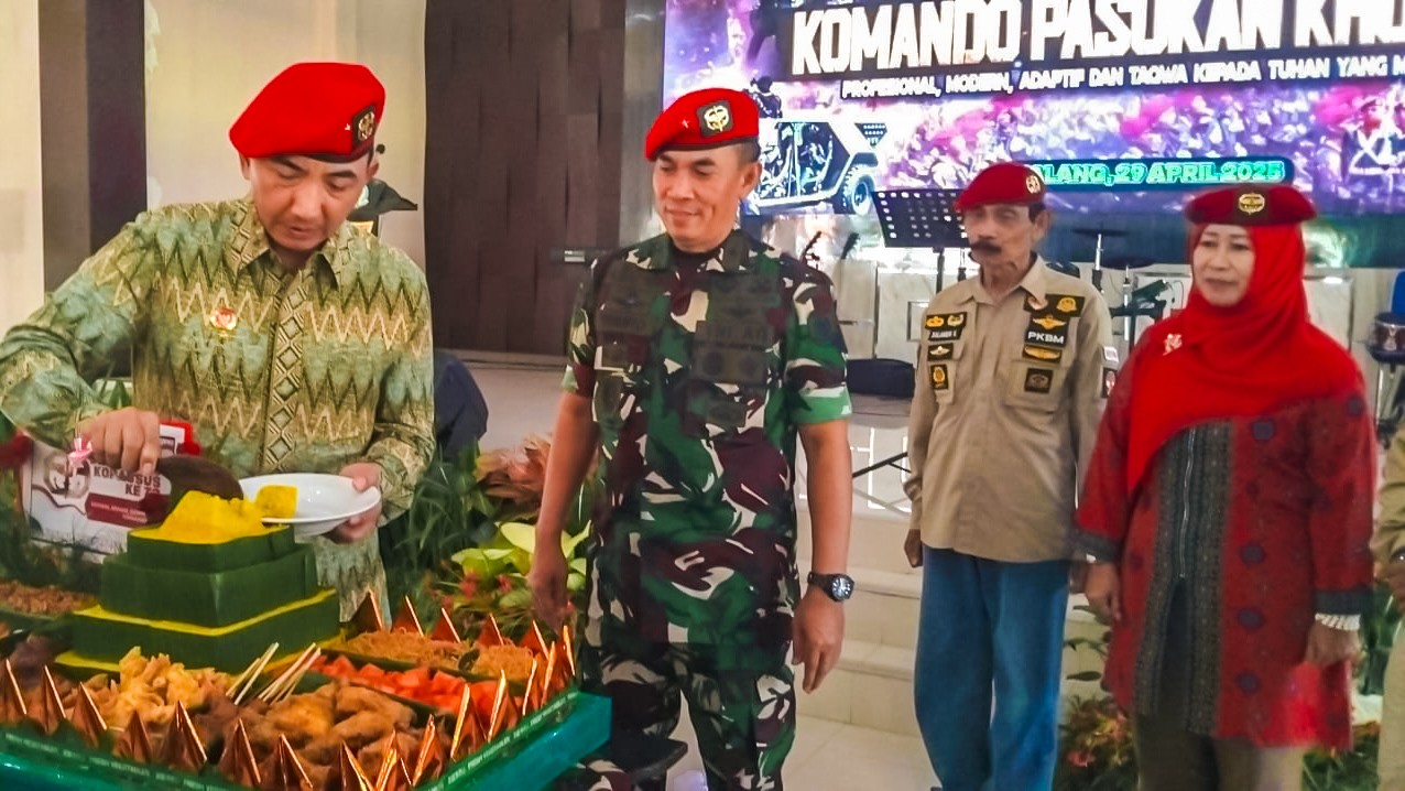 Keluarga Besar Baret Merah Jatim Rayakan HUT ke-73 Kopassus dengan Reuni Akrab di Singosari