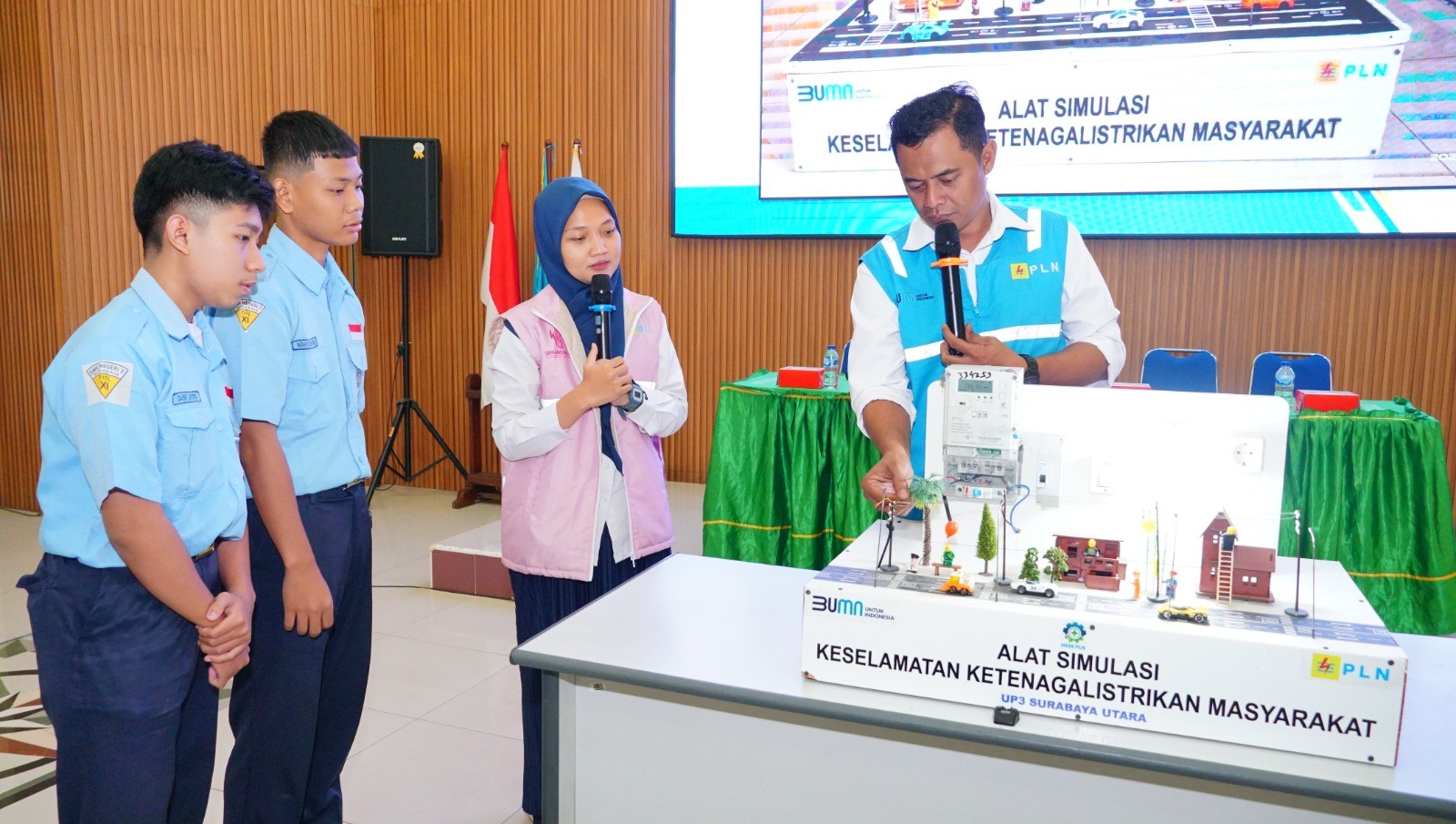 PLN Bersama Srikandi Gencarkan Edukasi Keselamatan Ketenagalistrikan